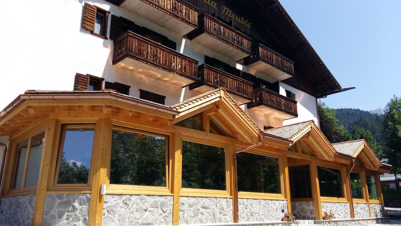 Albergo Meuble Victoria Auronzo di Cadore Exterior foto